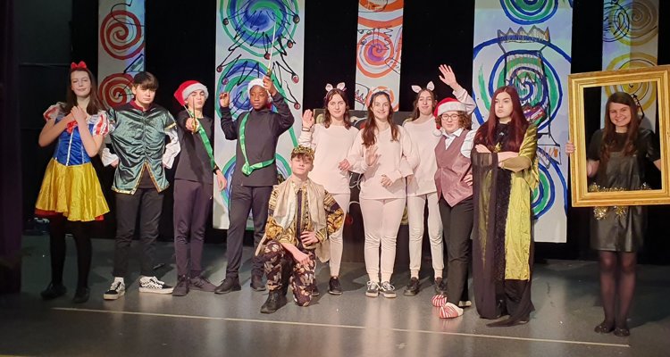 Year 10 Christmas Pantomime